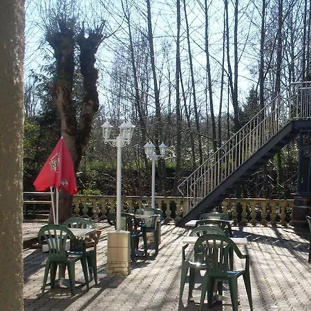 Les 2g Hotel Larche (Alpes-de-Haute-Provence)